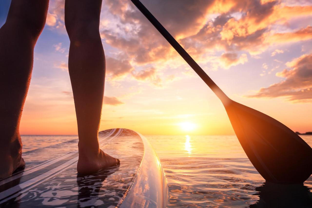 Avani Plus Fares Maldives Resort - 50 Percent Off On Seaplane Transfer For Minimum Stay Of 3 Nights And More For Stays Until 31 October 2025 Kendhoo Exterior photo