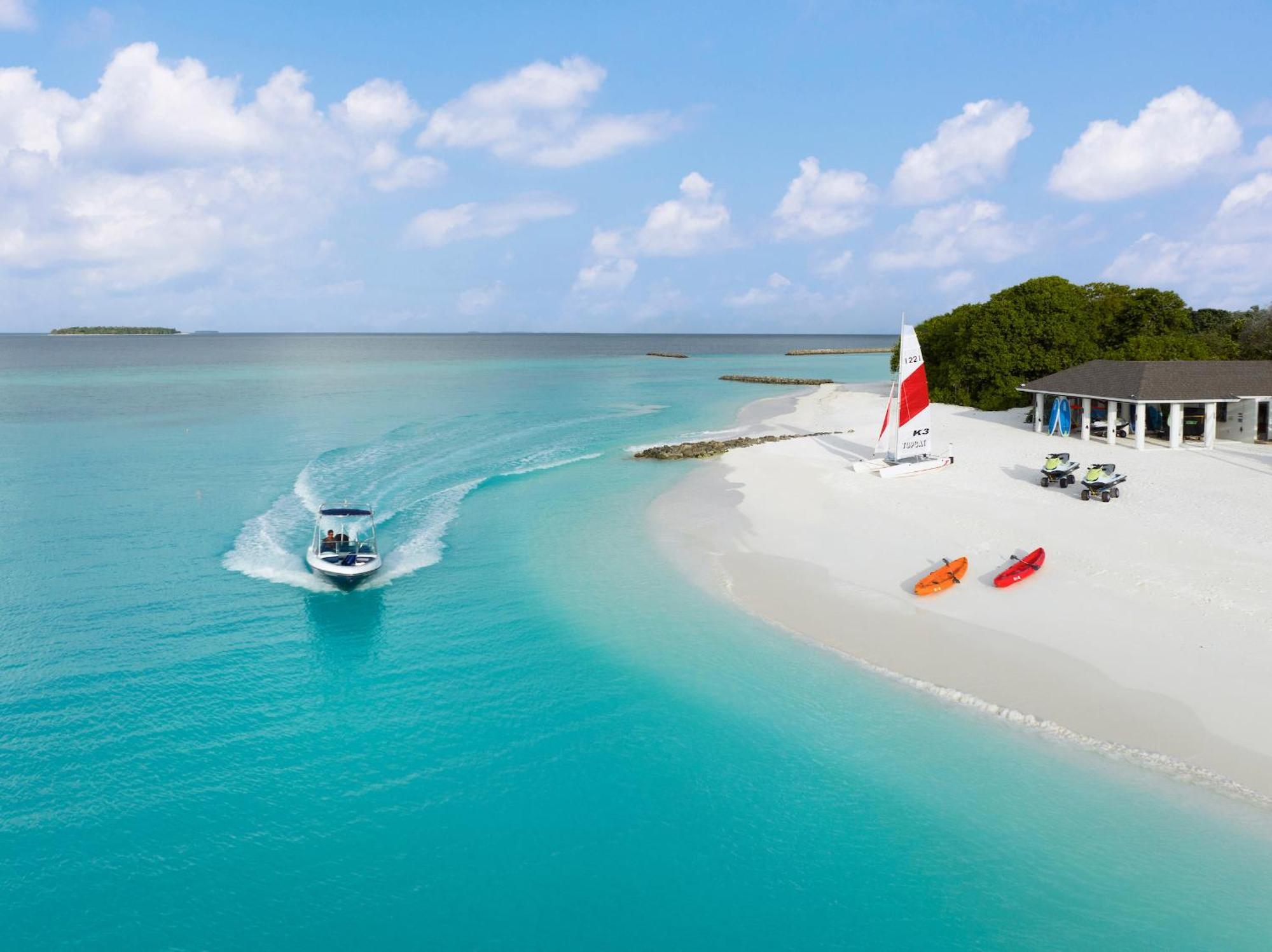 Avani Plus Fares Maldives Resort - 50 Percent Off On Seaplane Transfer For Minimum Stay Of 3 Nights And More For Stays Until 31 October 2025 Kendhoo Exterior photo