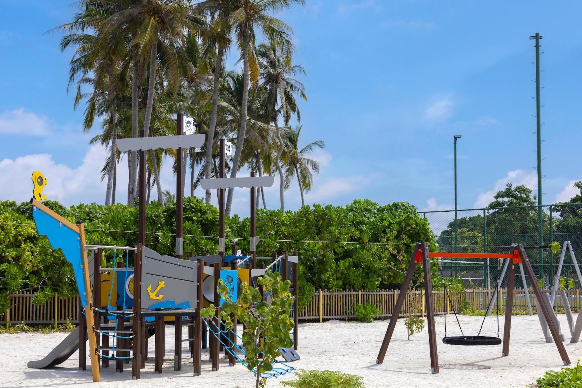 Avani Plus Fares Maldives Resort - 50 Percent Off On Seaplane Transfer For Minimum Stay Of 3 Nights And More For Stays Until 31 October 2025 Kendhoo Exterior photo